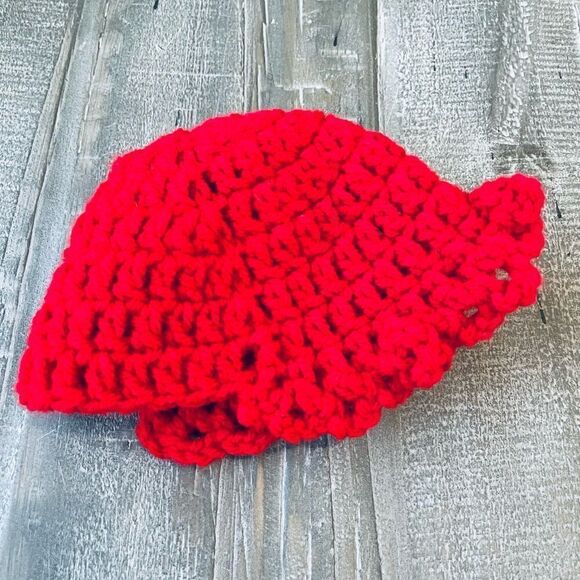 Handmade Crochet Red Holiday Christmas Winter Baby Beanie Hat - Picture 2 of 3